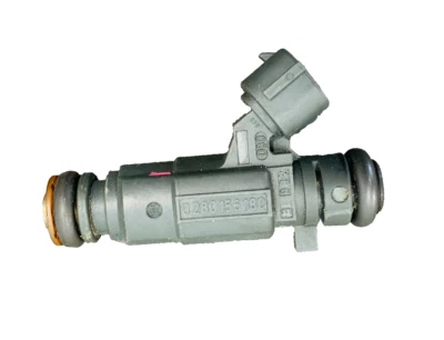 Оригинальная топливная форсунка бензинового двигателя для Audi A6 Quattro 4,2 л 05–08 годов выпуска 079133551B - Изображение 1 из 4