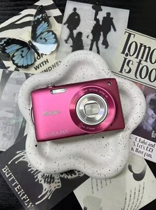Nikon COOLPIX S3300 Digital Camera 1080pHD Video Recording Built-in Flash Pink - Picture 1 of 3