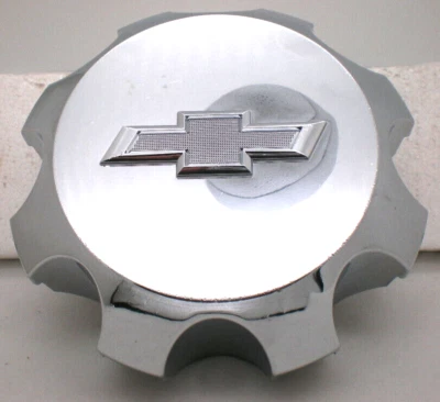 2013 - 2019 Chevrolet Silverado 2500 3500 HD Chrome OEM Center Cap P/N 22910732 - Изображение 1 из 4