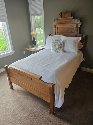Antique Victorian Bed Cover