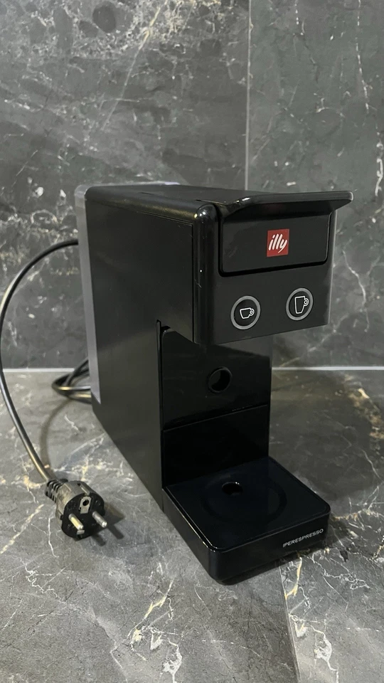 Illy Iperespresso Y3.3 Macchina da Caffè - Nera usata senza scatola - Immagine 1 di 1