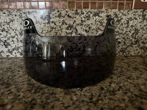 Oakley SpeedFlex Football Helmet Visor NFL Eye Shield Adult 20% Dark Tint READ - Picture 1 of 5