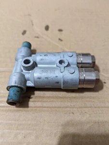 392 511 Port Piston Distributor Valve FNIP - Picture 1 of 2