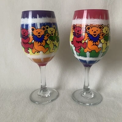 Copas de vino originales Rebecca Suriano pintadas a mano Grateful Dead Dancing Bears Foto 1 de 4
