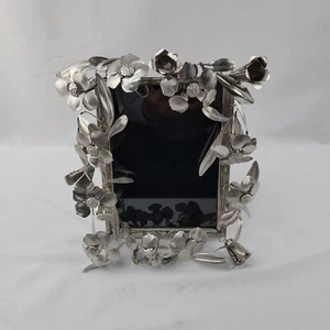 Marie Courant Tin Metal 3D Flower Rectangle 8" x 10" Picture Frame - Picture 1 of 7