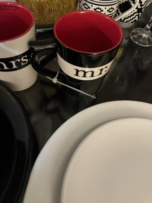 Juego de platos IKEA rojo negro blanco juego de platos para 2 ajustes varias marcas suyo/🎁 Foto 1 de 4