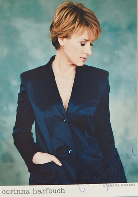 Autogramm deutsche TV- und Filmschauspielerin Corinna Harfouch (121112) - Bild 1 von 3