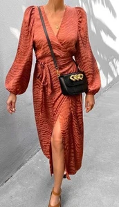 Decjuba Dress Womens Size Small Bronze Simona Jacquard Midi Wrap Long Sleeve NEW - Picture 1 of 15