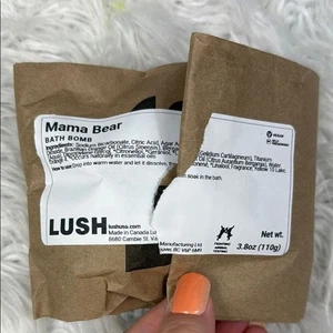 NEW Lush Mama Bear Bath Bomb - Picture 1 of 3