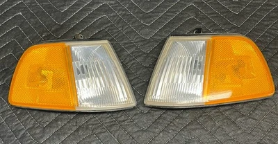 90-91 HONDA CIVIC FRONT LEFT + RIGHT CORNER LIGHTS SET STANLEY 041-3924L /R OEM - Image 1 of 4