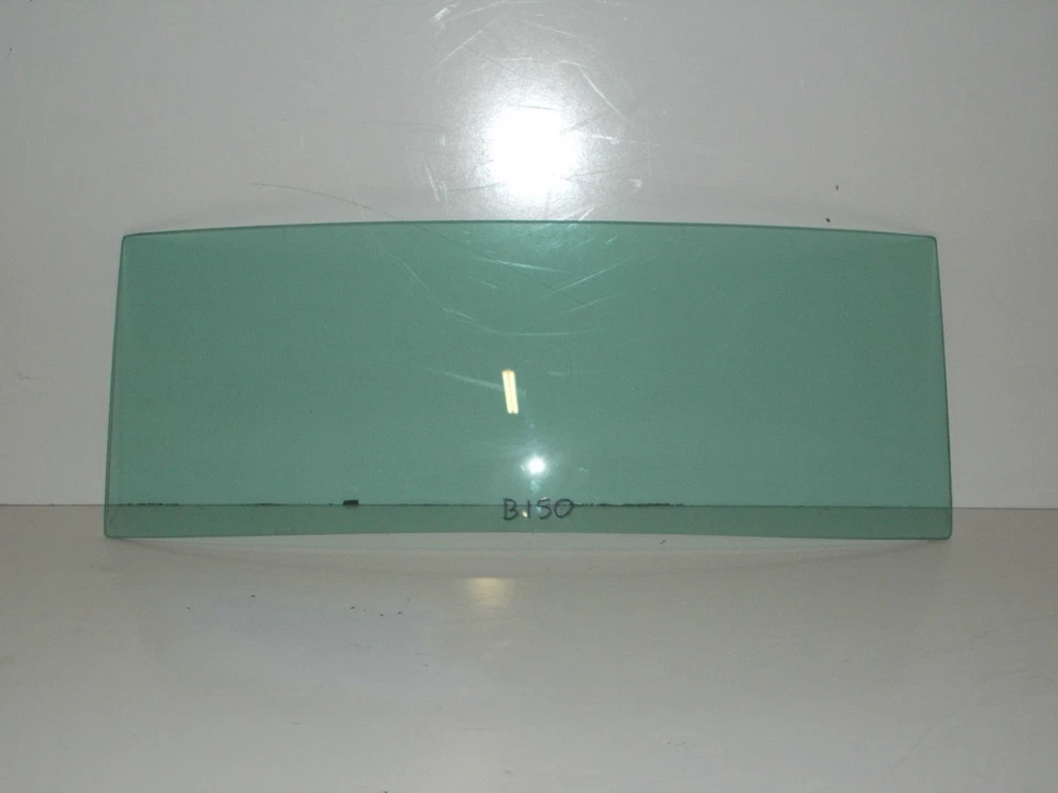 Оригинальное заднее стекло зеленого оттенка 62 63 Ford Fairlane Sedan - Изображение 1 из 1