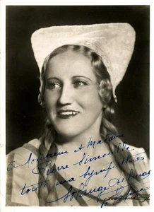 SOLANGE DELMAS opera soprano signed photo as Marguerite in Faust - Picture 1 of 1