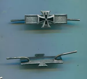 WWI: 1914 Iron Cross Embossed Repeating Clip (125-4) - Picture 1 of 2