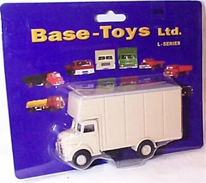 B T Models C0 X8 Leyland Cmet Pantechnican cream 1:76 OO new in Packet - Picture 1 of 1