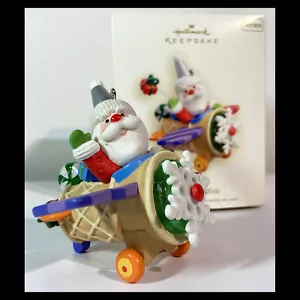 Hallmark 2008 SANTA'S SWEET RIDE Andenken ORNAMENT verpackt ZURÜCKGENOMMEN Flugzeug - Bild 1 von 6