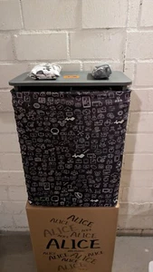 IN WIN Alice Midi Tower ohne Netzteil grau - Bild 1 von 9