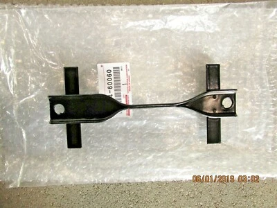 69-84 TOYOTA LAND CRUISER FJ40 FJ45 SOPORTE DE ABRAZADERA DE SUJECIÓN DE BATERÍA FABRICANTE DE EQUIPOS ORIGINALES NUEVO Foto 1 de 3