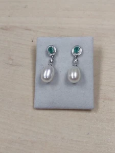 Diamond Emerald Pearl Dangling Earrings 18 Carat White Gold All Natural Stones - Picture 1 of 2