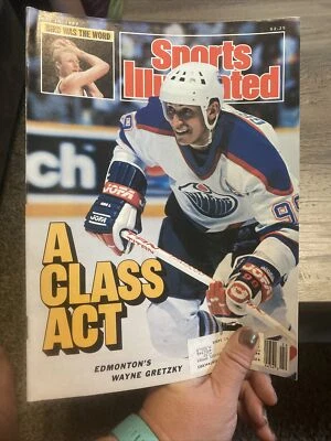 Wayne Gretzky May 30 1988 Sports Illustrated Edmonton Oilers SI With Mail Label - Image 1 of 4