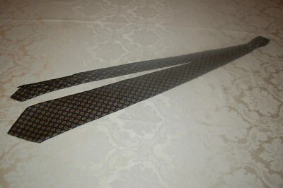 Sanseverino, Cravatta, Verde malva, losanghe, seta, lavorazione 7 pieghe, usata - Immagine 1 di 4