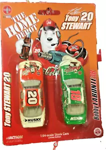 NASCAR Home Depot Tony Stewart Bobby Labonte Coca Cola set pressofuso di 2 auto nuovo con scatola - Foto 1 di 9