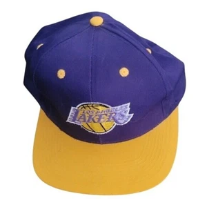Los Angeles Lakers Purple & Yellow Snapback Cap NBA Official Product Gateway Emb - Bild 1 von 4