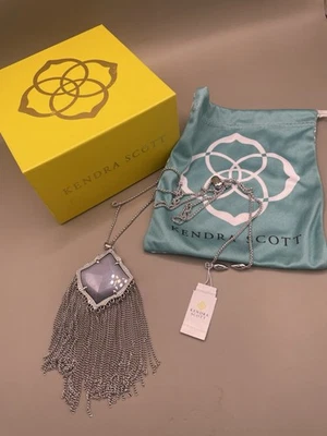 Collar Colgante Kendra Scott Kingston Piedra Azul Tono Plateado Flecos Nuevo con Etiquetas y Caja Foto 1 de 4