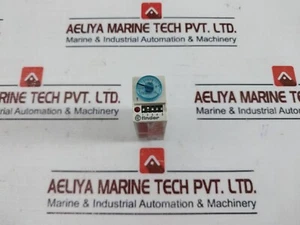 Finder 85.04.8.240 Multifunction Analog Timer 0.05s- 100h - Picture 1 of 8