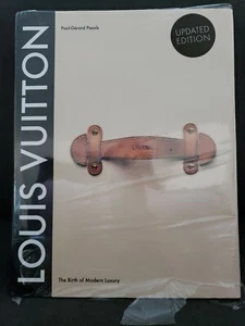 Abrams Louis Vuitton The Birth of Modern Luxury Coffee Table Book New Sealed - Imagen 1 de 3