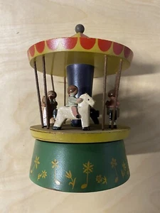 VINTAGE MUSICAL HORSE PIECE W/ REUGE SWISS MOVEMNT "THE CAROUSEL WALTZ" - Picture 1 of 12