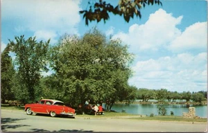 Postal 1955 Lake Municipal Park Park Rapids, Minnesota cromada - Imagen 1 de 2