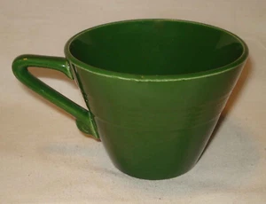 Tazza per piattino vintage Homer Laughlin Fiesta arlecchino verde foresta manico scuro - Foto 1 di 3