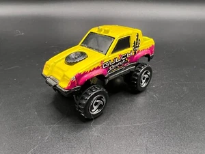 Hot Wheels Gulch Stepper Yellow 1998 #884 Loose Playwear Condition Decent - Picture 1 of 4
