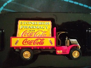 Matchbox Coca Cola Brand 1920 Mack AC YPC03-M Die Cast 1/43 Vintage - Foto 1 di 5