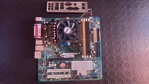 ASUS M2NS-NVM/V AMD Sockel AM2 - Foto 1 di 3