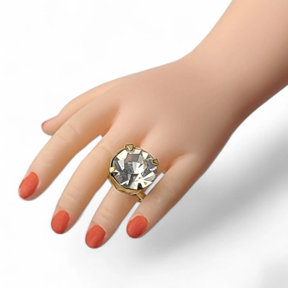 Винтажное оригинальное кольцо со стразами для куклы Madame Alexander Cissy ОЧЕНЬ ЧИСТОЕ! - Изображение 1 из 3