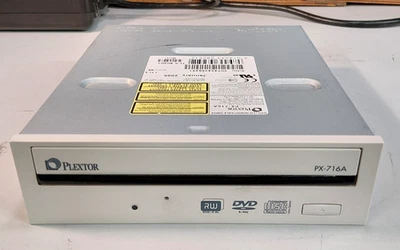 PLEXTOR PX-716A DVD/CD REWRITABLE DRIVE, INTERNAL DESKTOP DRIVE / WHITE - Image 1 of 3