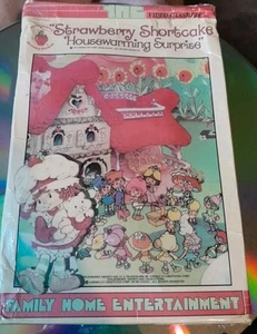 Strawberry Shortcake Housewarming Surprise 1983 VHS BIG BOX 1st.RELEASE - Picture 1 of 3