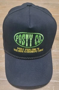 Gorra Post Malone’s Big Ass Stadium Tour Posty Co. Cuerda Negra Snapback Nueva - Imagen 1 de 5
