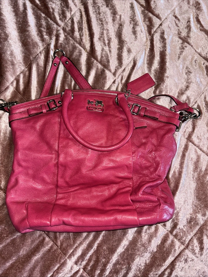 Bolso de mano COACH para mujer rojo cartera de cuero mediano Foto 1 de 4
