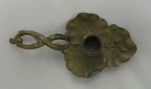 Vintage Bronze Cross Vine Three Leaf Candle Holder Verdi & Patina 0011010 - Foto 1 di 7