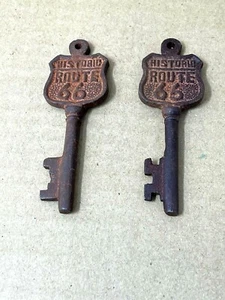 Rt. 66 Keys in Cast Iron Set of 2 with Antique Finish - Picture 1 of 4