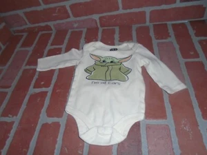 STAR WARS BABY GROGU 1 PIECE SNAPTEE AGE 3/6MONTHS WORN 2 TIMES - Picture 1 of 2