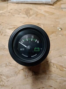 STEWART WARNER VOLTMETER 12V 474CT SPARTAN 0843-NN1-001 12V - Picture 1 of 3