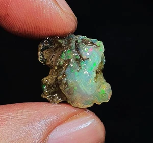 6,15 ct natürlicher Multi Feuer äthiopischer Opal Öl grob AAA-Qualität loser Edelstein - Bild 1 von 4