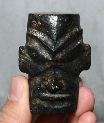 6厘米红山文化陨石铁黑色磁铁三星二人头护身符 — 第 1/4 张图片