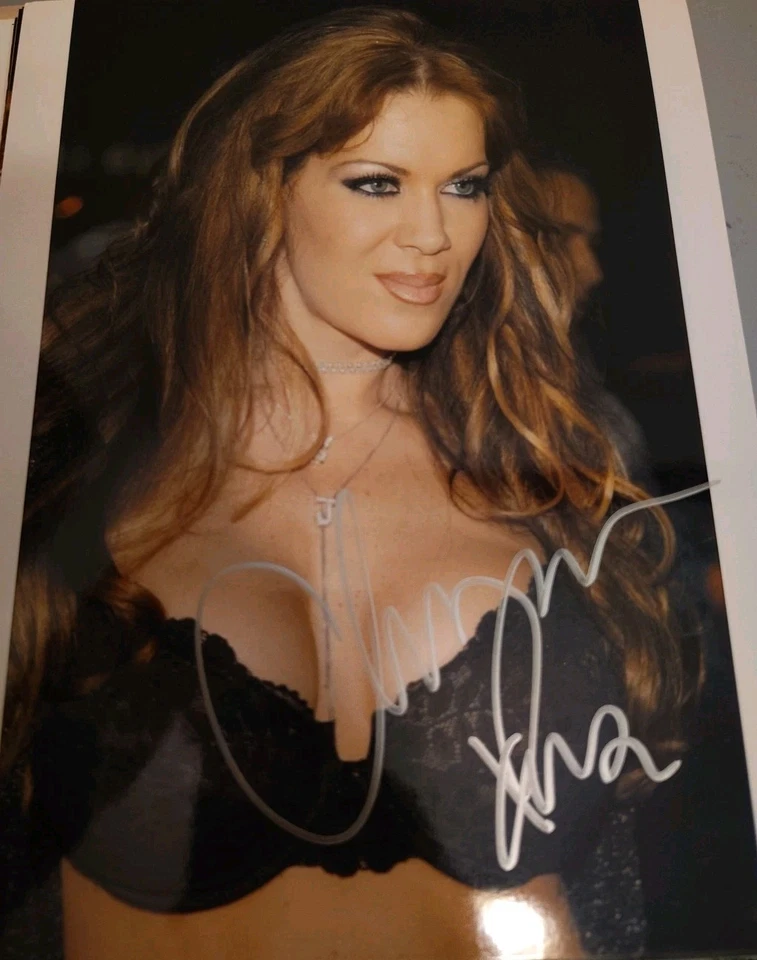 Foto firmada por Chyna 8x10 Wwe Wwf era Dx Foto 1 de 2