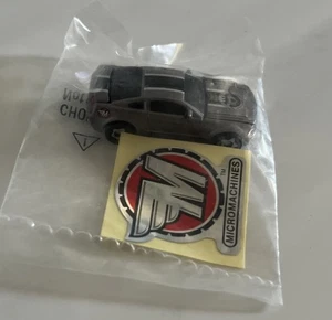 Micro Machines Hasbro 2004 Ford Mustang GT 40 aniversario abre maletero y capó - Imagen 1 de 14