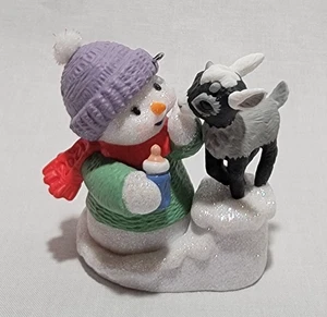 HALLMARK KEEPSAKE ORNAMENT 2021 SNOW BUDDIES GOAT - Picture 1 of 9