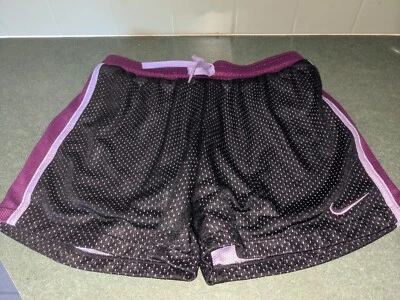 Pantalones cortos deportivos para correr Nike para mujer talla XS púrpura poliéster ropa deportiva Foto 1 de 4